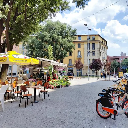The Green Apt - Stylish And Confortable Large Studio Close To Metro Milan